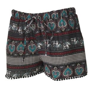 About a girl Shortie Shorts Size Small